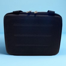 Funda tipo maletín Negra con cremallera para tabletas 8"